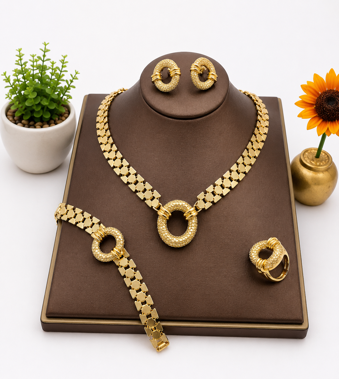 Aurora 4-Piece Gold Jewellery Set
