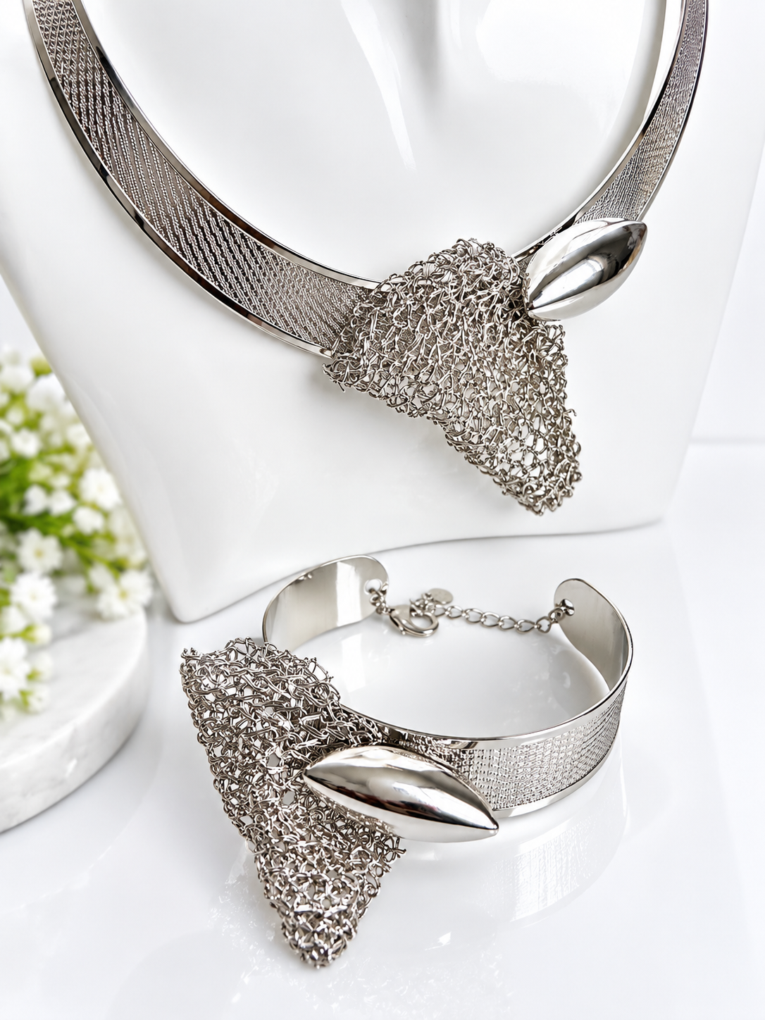 Elegant Silver Statement Necklace & Bracelet Set