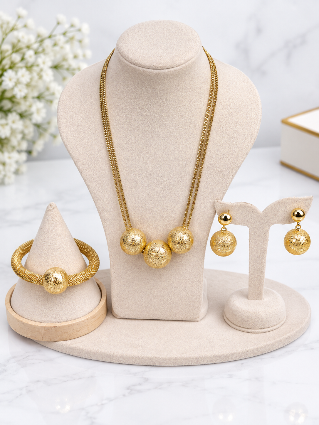 Gold-Tone Textured Ball Jewellery Set – Necklace, Bracelet & Earrings