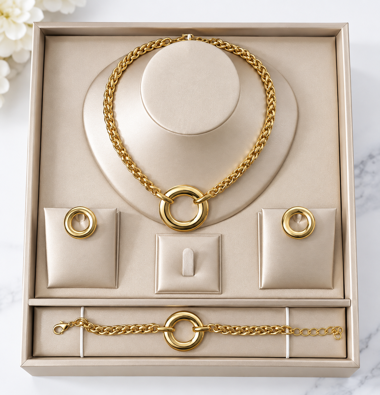 Gold-Tone Rope Chain Jewellery Set – Necklace, Bracelet & Earrings