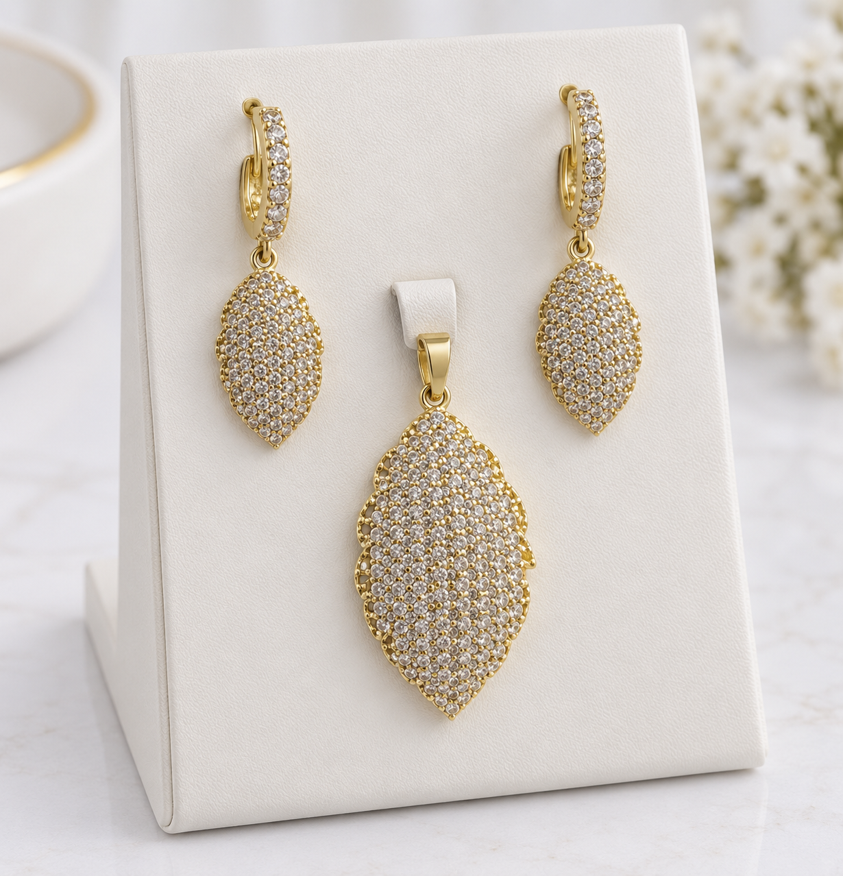 Gold-Tone Leaf-Shaped Crystal Earrings & Pendant Jewellery Set