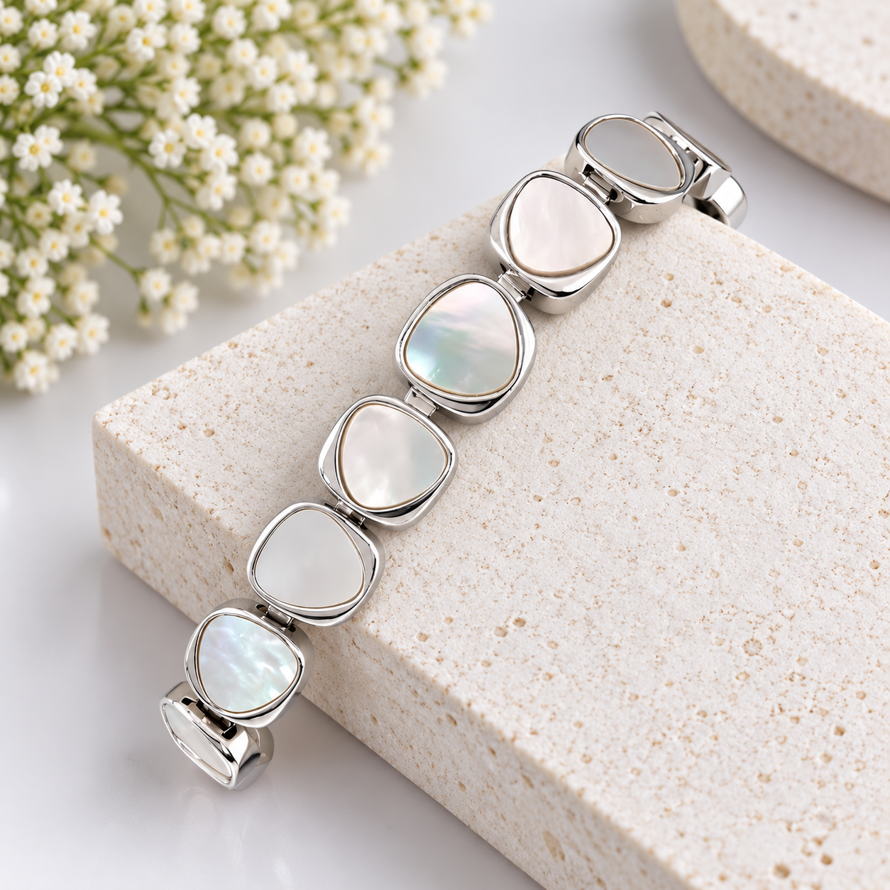 Silver Mother of Pearl Style Link Hand Chain
